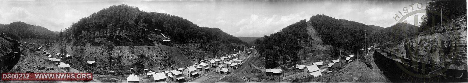 Jenkinjones, WV. (Jenkinjones No. 6 to the left and Jenkinjones No. 7 to the right)