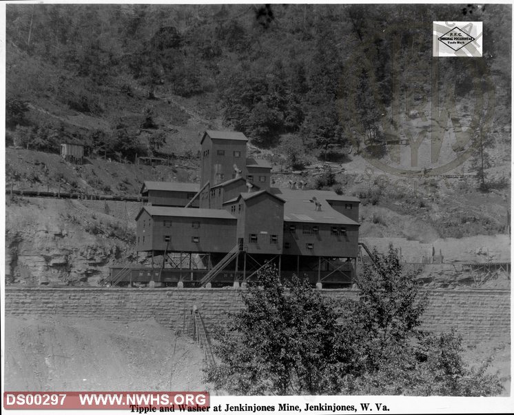 Tipple and Washer at Jenkinsjones Mine, Jenkinsjones, WV