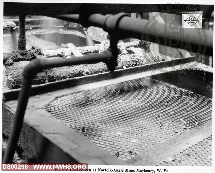 Washed coal screen at Norfolk-Angle Mine, Maybeury, WV