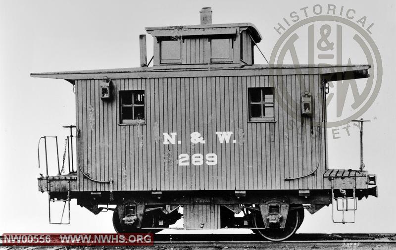 Bobber caboose #289, Side view - B&W (Blt. 1893)