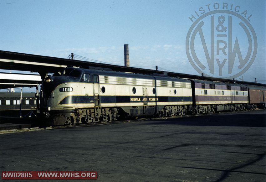 E8A #1012, Left Front 5/8 View, Color, @ Norfolk, VA (Leased from RF&P Railroad)