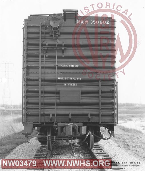 Class B91b Box Car -91b B&W,End View,"B" End