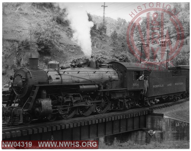  Class E2a #554,Left Side 5/8 View,B&W @ Anawalt,WV