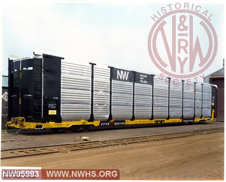 N&W class FT6 auto rack 3736 on CTTX 820194. Built by Whitehead & Kales Co.