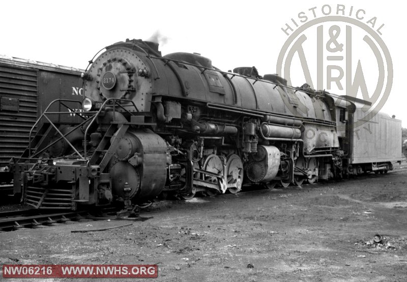 Y6b 2174 Left 3/4 Front View at Radford, VA