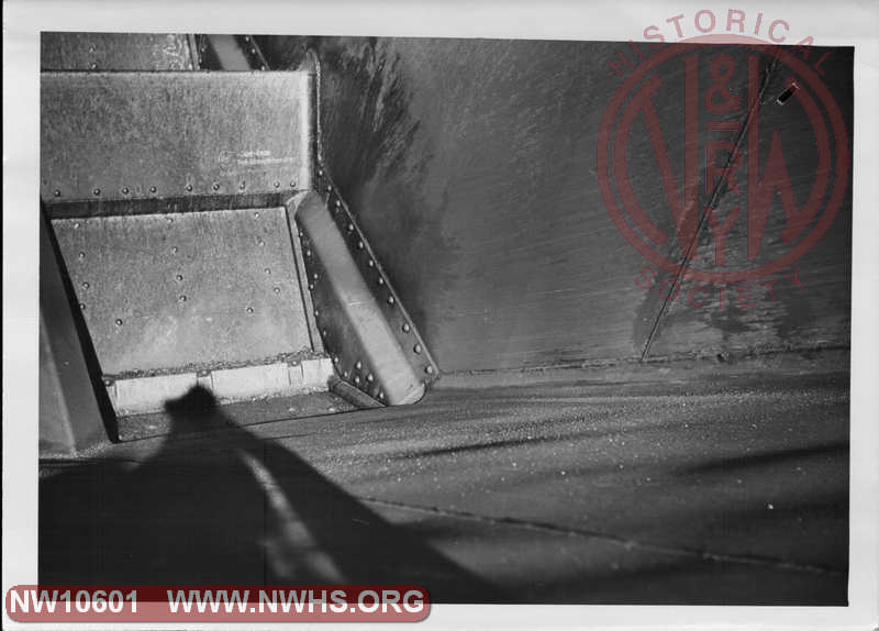 Close-up Interior view of hopper doors of empty coal hopper, possibly class H-13 Hopper 93000