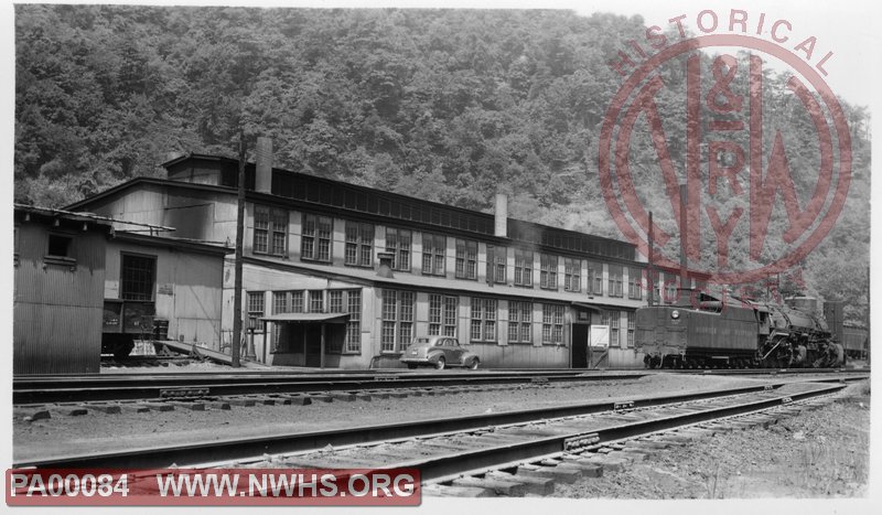 N&W engine house at Iaeger, WV