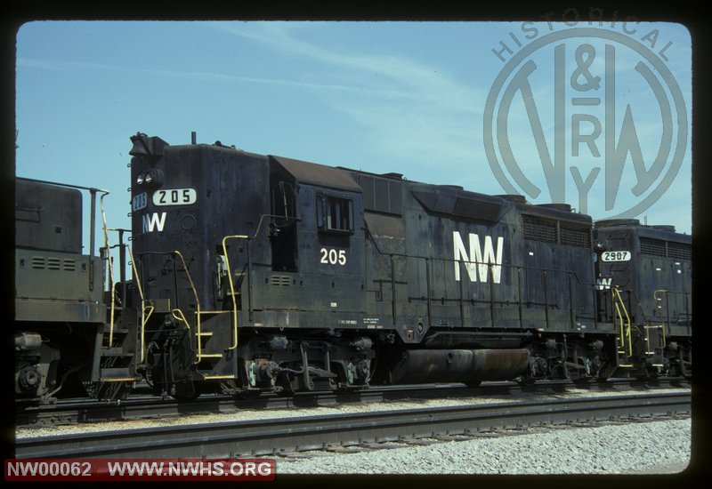 EMD GP-35 #205, Rear 3/4 View @ Bellevue, OH