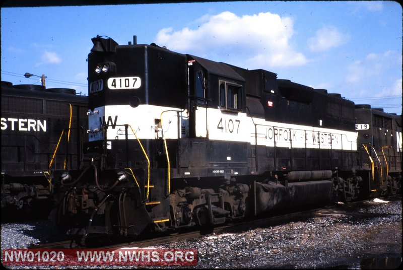 N&W GP38AC #4107 (skunk) L front 3/4 view @  Norfolk, Va.