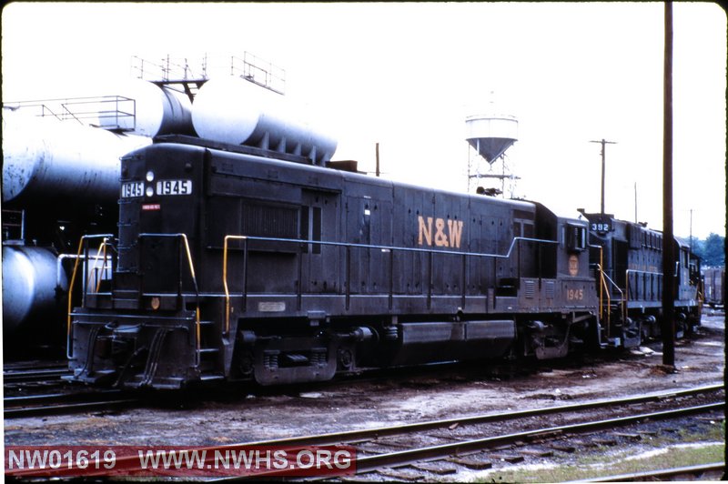 NW #1945,  GE U30B, L front 3/4 view, @  Hagerstown, MD