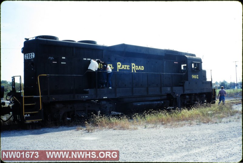 N&W #2902 (ex NKP #902) -Restored- EMD GP30, R Rear 3/4 View @ Sandusky, OH