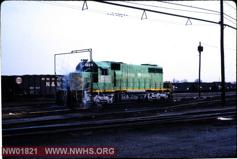 N&W EMD SD39 #2961 at Norfolk VA being washed