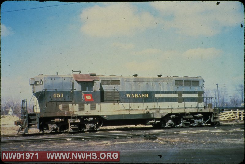 Wabash GP7 #451 at Decatur, IL