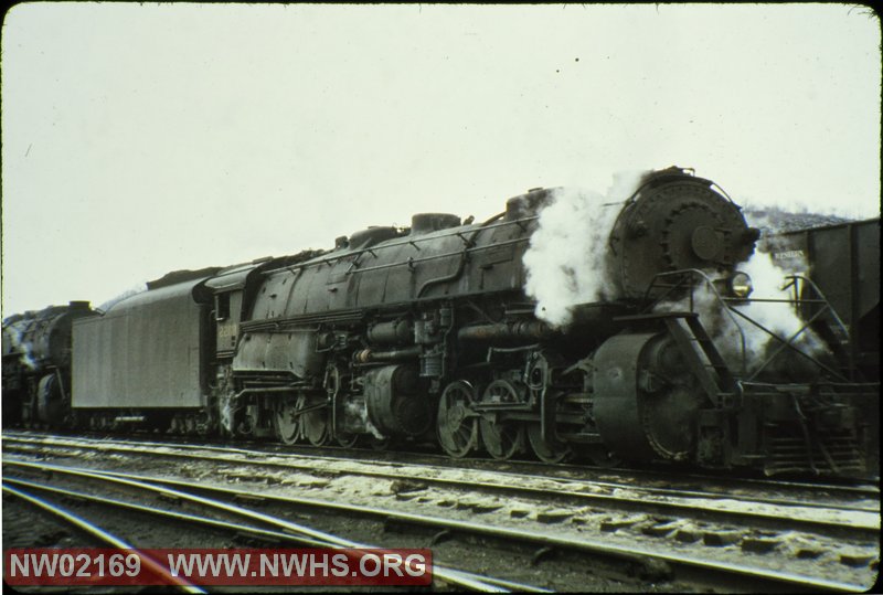  Class Y6b No. 2200,Color,Right Front 3/4 View