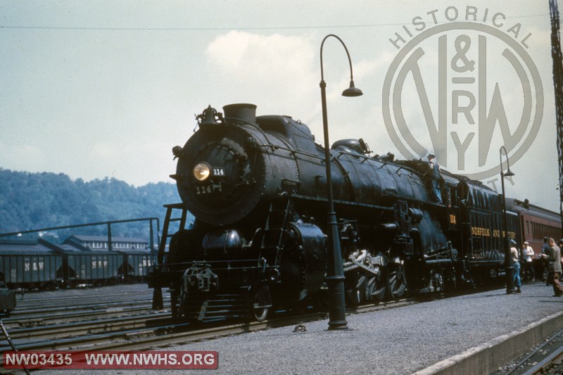 K1 #114 3/4 Front Left Side View at Bluefield, WV.