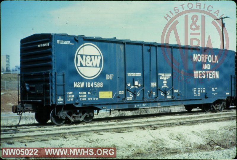 N&W 164588 Box Car