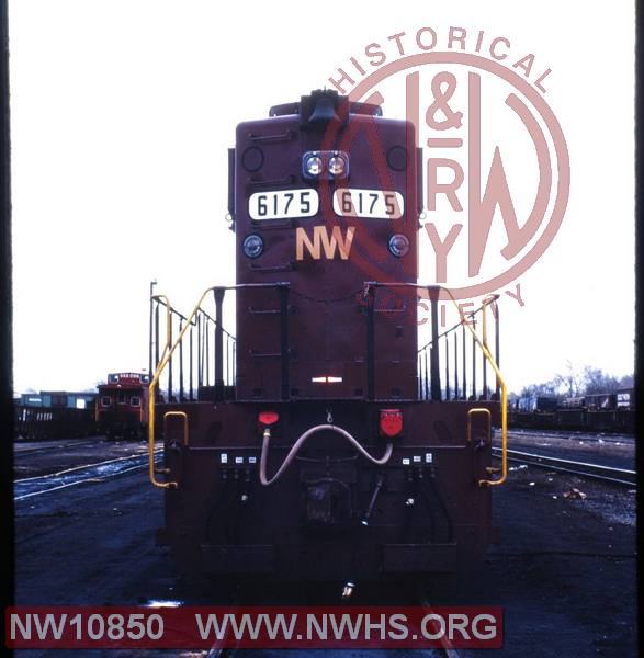 N&W EMD SD40-2 #6175 at Conneaut, OH