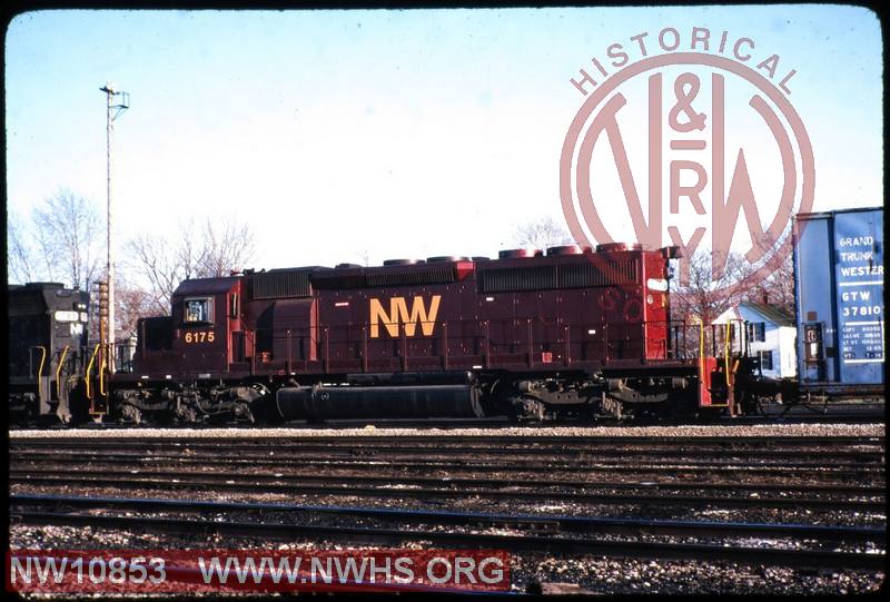 N&W EMD SD40-2 #6175 at Conneaut, OH