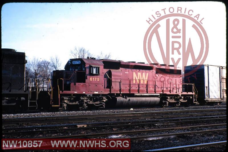 N&W EMD SD40-2 #6175 at Conneaut, OH