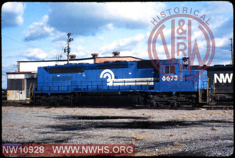 N&W EMD SDP45 #6673 at Norfolk, VA