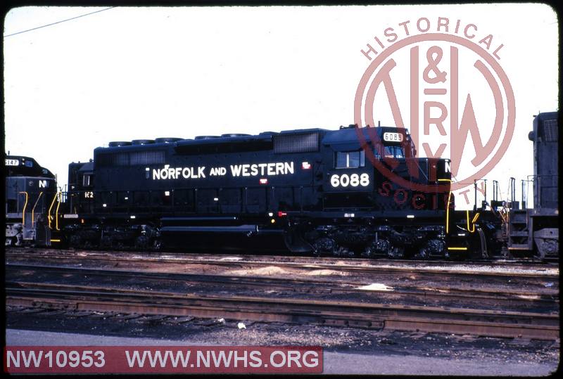 N&W EMD SD40-2 #6088 at Norfolk, VA