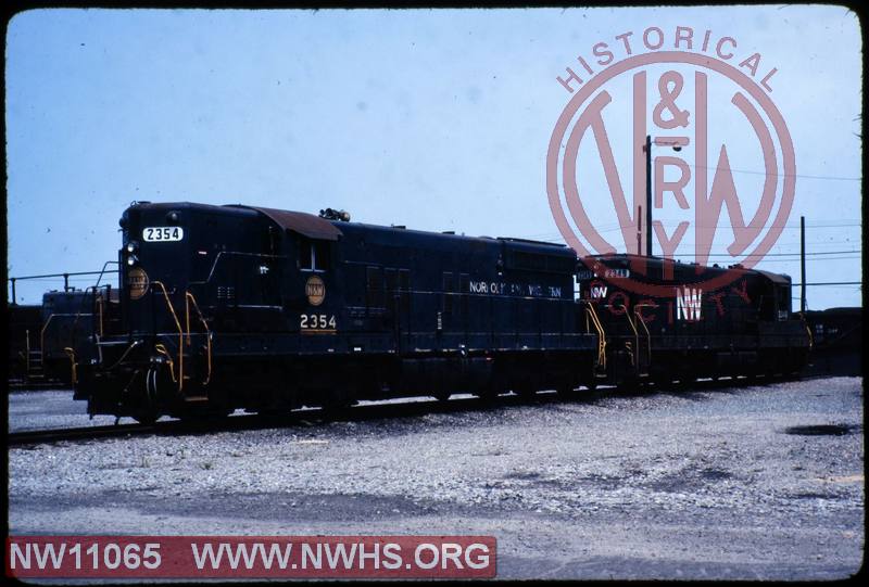 N&W EMD SD9 #2354 at Norfolk, VA