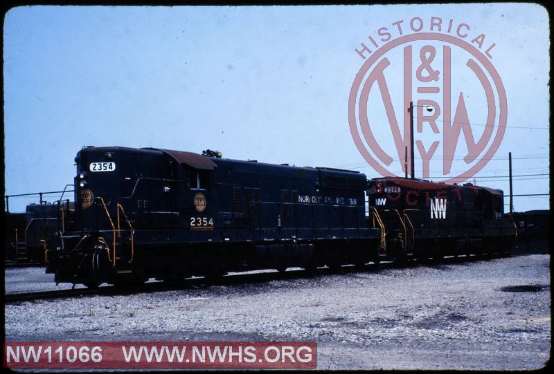 N&W EMD SD9 #2354 at Norfolk, VA