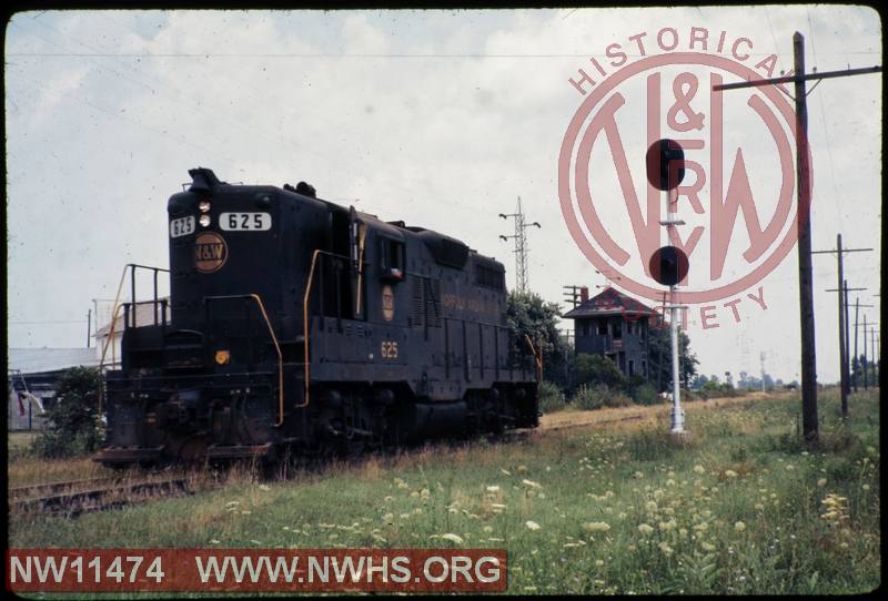 N&W EMD GP9 #625 at Burgoon, OH