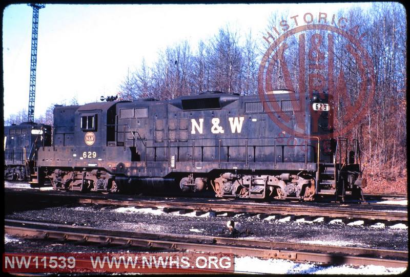 N&W EMD GP9 #629 at Akron, OH