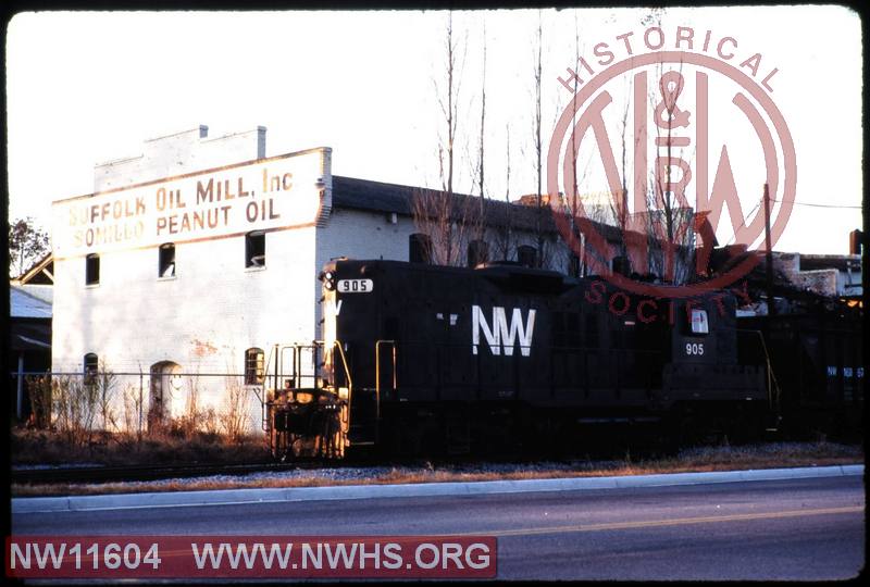 N&W EMD GP9 #905 at Suffolk, VA