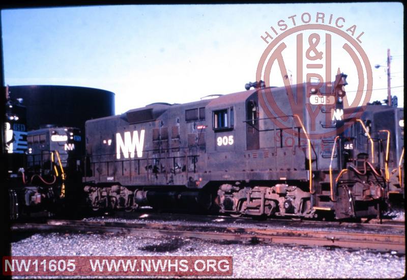 N&W EMD GP9 #905 at Norfolk, VA