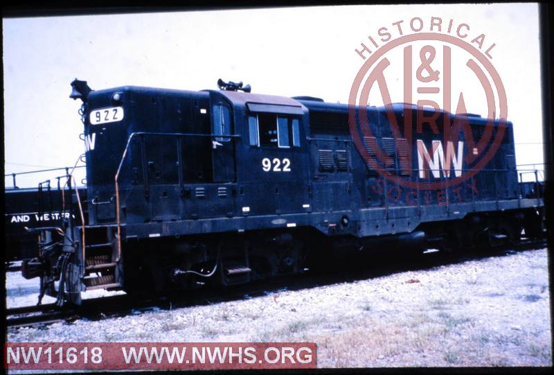 N&W EMD GP18 #922