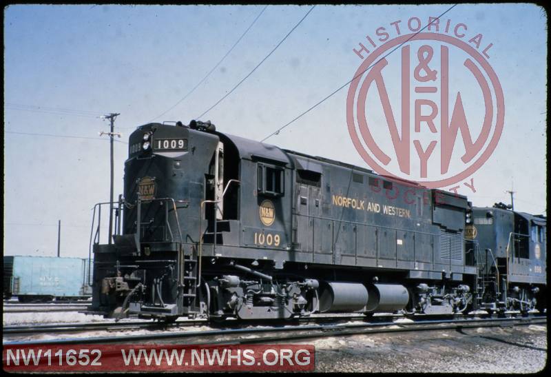 N&W ALCO C-425 #1009 at Bellevue, OH