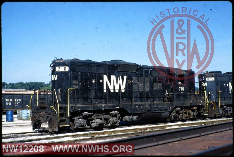 N&W EMD GP9 #710 in St Louis Area