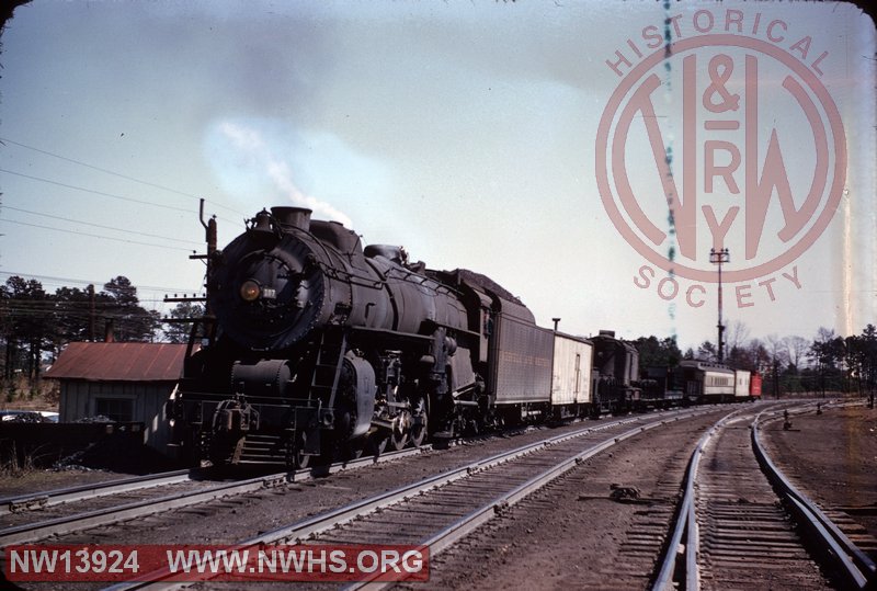 N&W K1 107 westbound at Crewe with wreck train