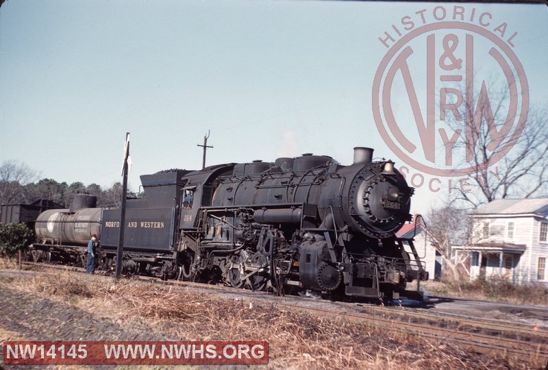 N&W S1 264 at west end of Suffolk, Va