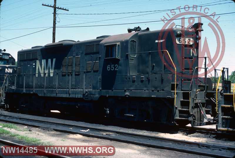 NW GP9 652