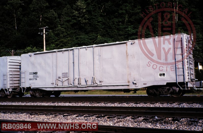 N&W Class B-22 Box, Material #517756 at Naugatuck, WV