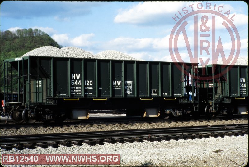 N&W Class H46 Hopper, Ballast, 100 Ton #544120 at Portsmouth, OH