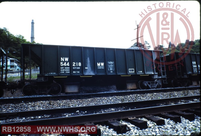 N&W Class H46 Hopper, Ballast, 100 Ton #544218 at Glen Lyn, VA