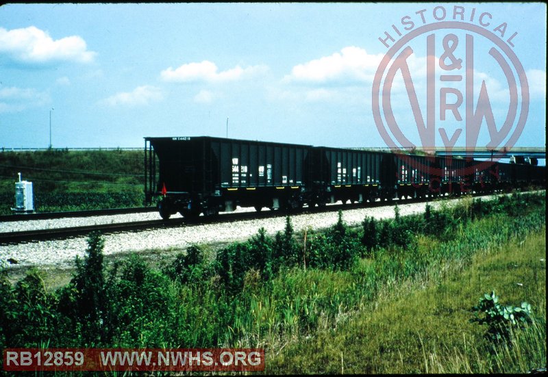 N&W Class H46 Hopper, Ballast, 100 Ton #544218 at Chillicothe, OH