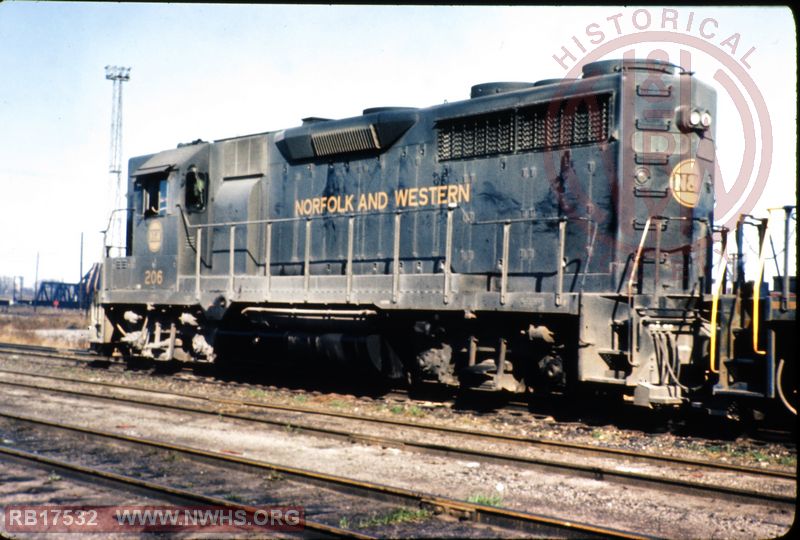 N&W EMD GP35 #206