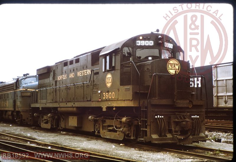 NWHS RB18592-Slide