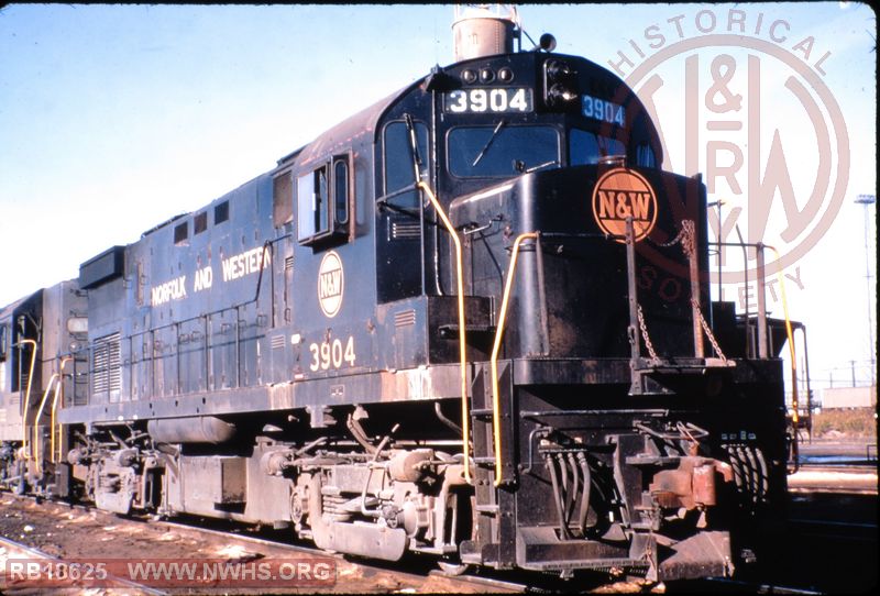 N&W ALCO C-424 #424 at Buffalo, NY