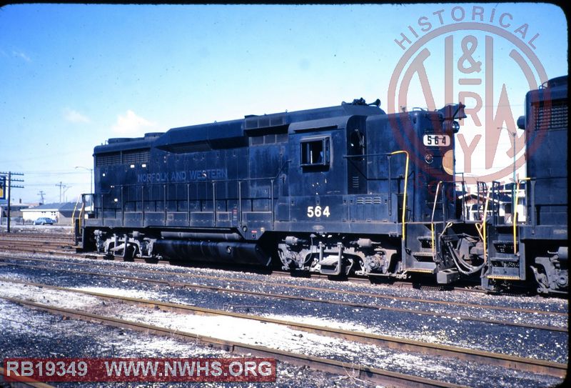 N&W EMD GP30 #564 at Chicago, IL