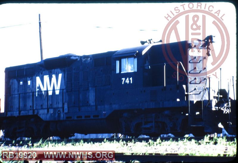 N&W EMD GP9 #741 at Portsmouth, OH