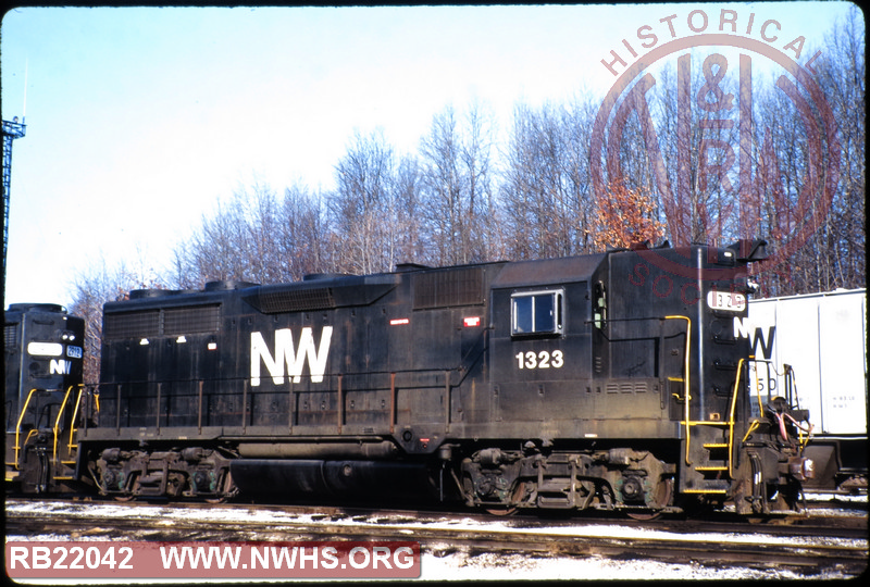 N&W EMD GP35 #1323 at Akron, OH