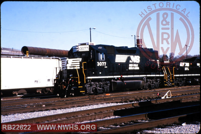 N&W EMD GP40 #1365 at Roanoke, VA