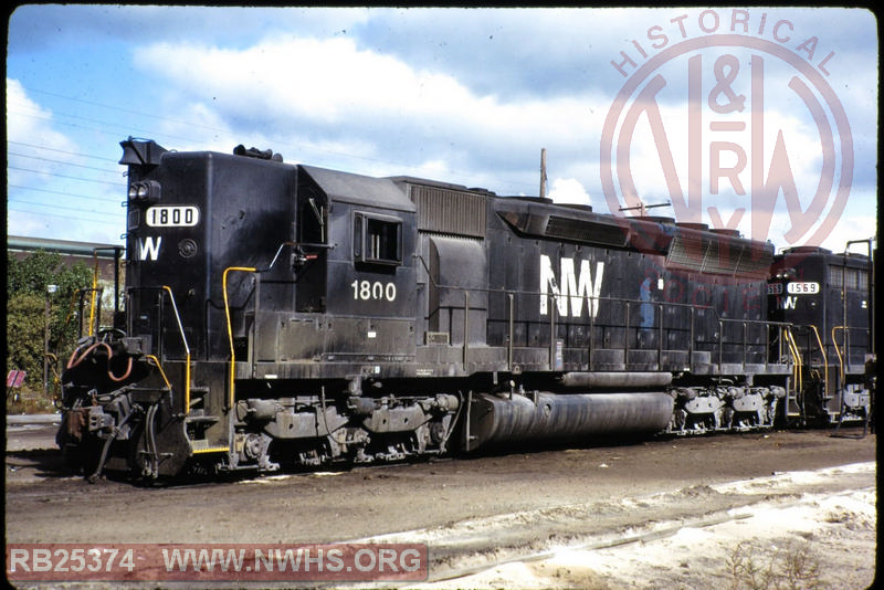 N&W EMD SD45 #1800 at Cleveland, OH