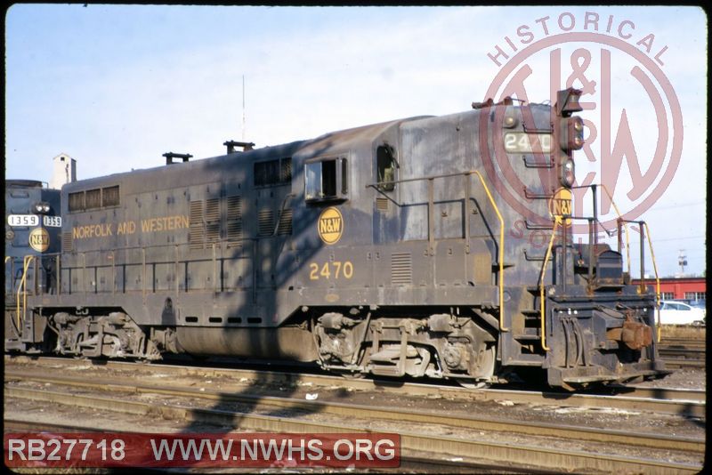 N&W EMD GP9 #2470 at Bellevue, OH